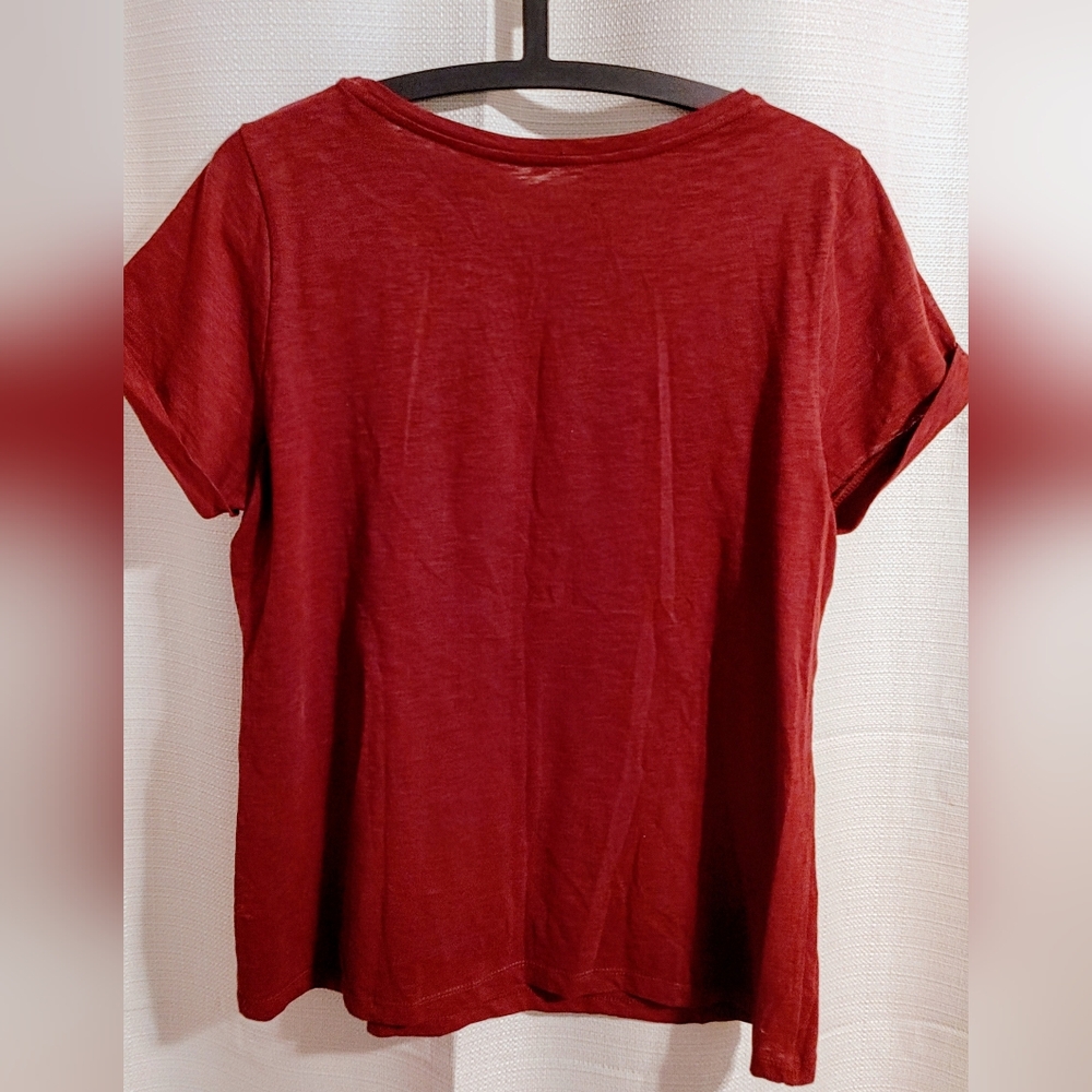 (4/$20) Jessica Burgundy Embroidered Women's Short Sleeve Top, Size Large - Picture 3 of 5